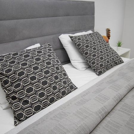Apartment Ig4U, City Center Бйеловар Екстериор снимка
